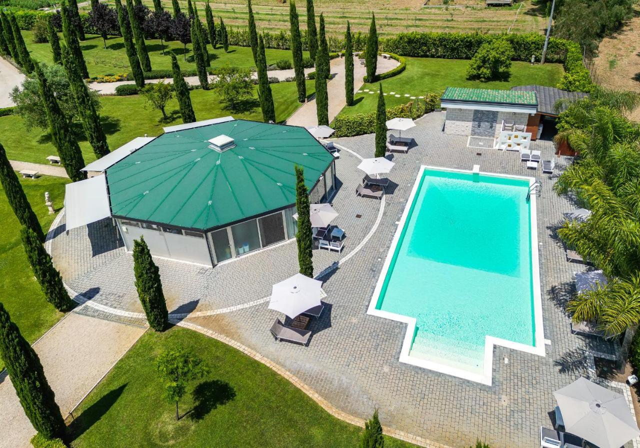 Casale Delle Ronde B&B Latina Buitenkant foto